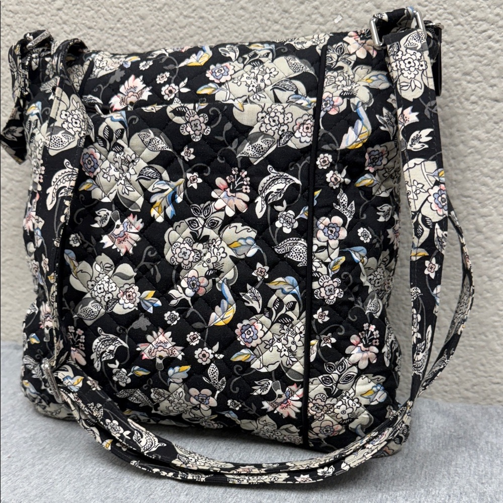 Vera Bradley Zip Top Hippy Crossbody Black and White Floral Bag
